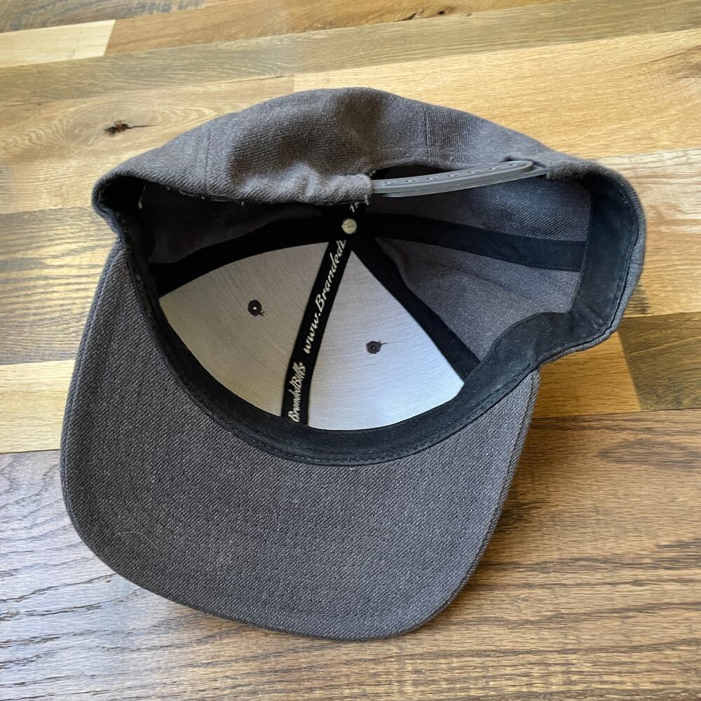 Branded Bills Snapback Hat Thin Blue Line Flag Gray Flat Bill Adjustable - Picture 6 of 6